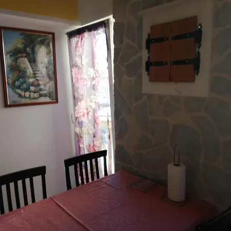 Apartmani Slavica Jezera Exterior photo